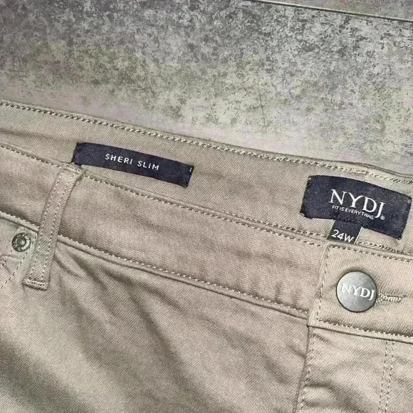NYDJ Sheri Slim Jean Saddlewood Size - Picture 5 of 8